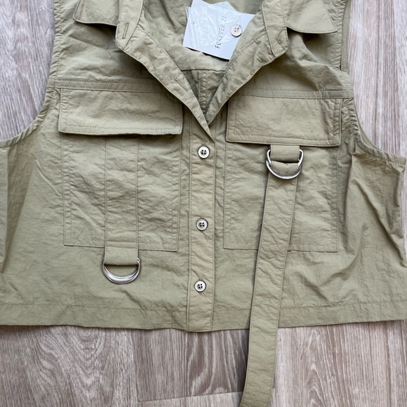 Forever 21 Olive Utility Crop Top - Picture 3 of 4